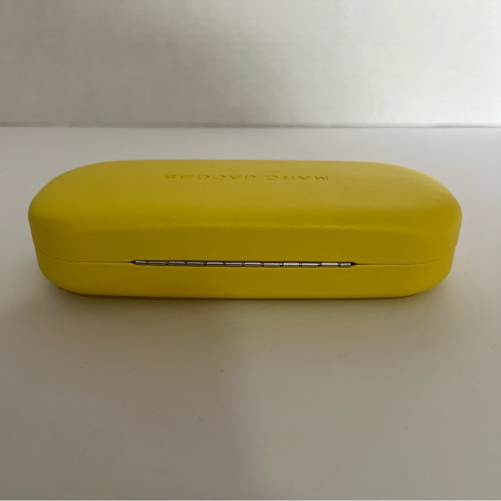 MARC JACOBS - Yellow Classic Case (lined) for‎ Glasses - Picture 3 of 6